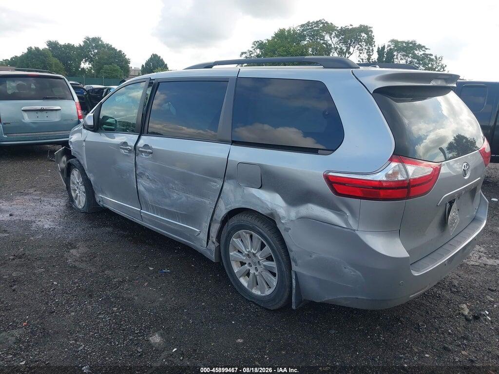 5TDDK3DCXGS136712 2016 TOYOTA SIENNA photo no. 3