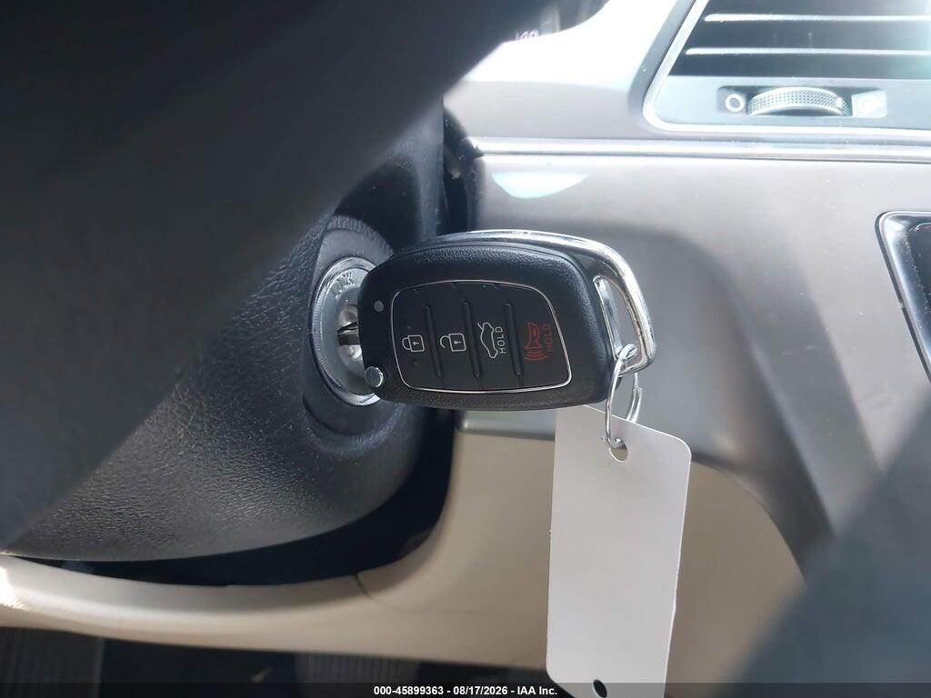 5NPE24AFXGH408335 2016 HYUNDAI SONATA photo no. 11