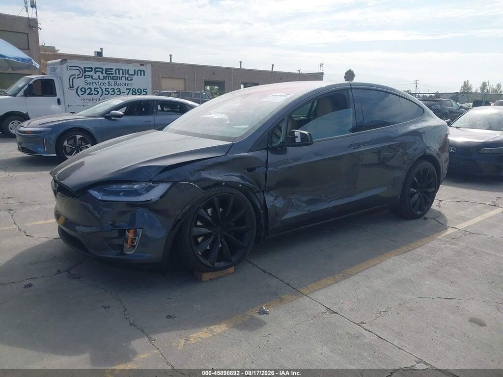 5YJXCBE22GF016482 2016 TESLA MODEL X photo no. 2