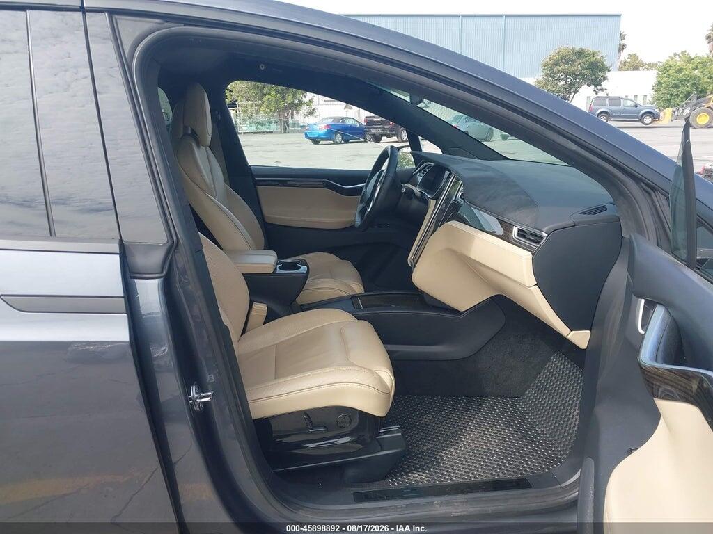 5YJXCBE22GF016482 2016 TESLA MODEL X photo no. 5