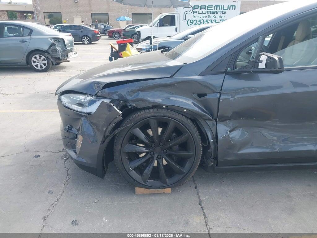 5YJXCBE22GF016482 2016 TESLA MODEL X photo no. 6
