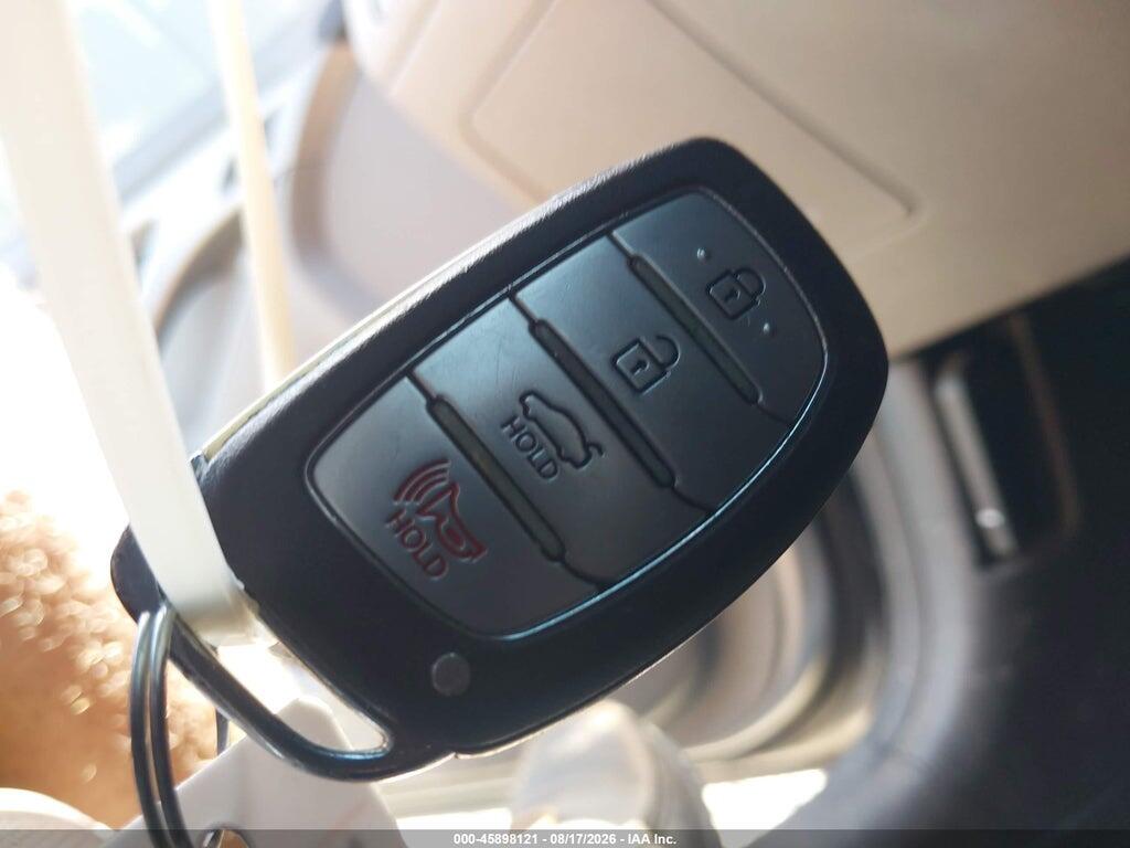 KMHDH4AE4GU536606 2016 HYUNDAI ELANTRA photo no. 11