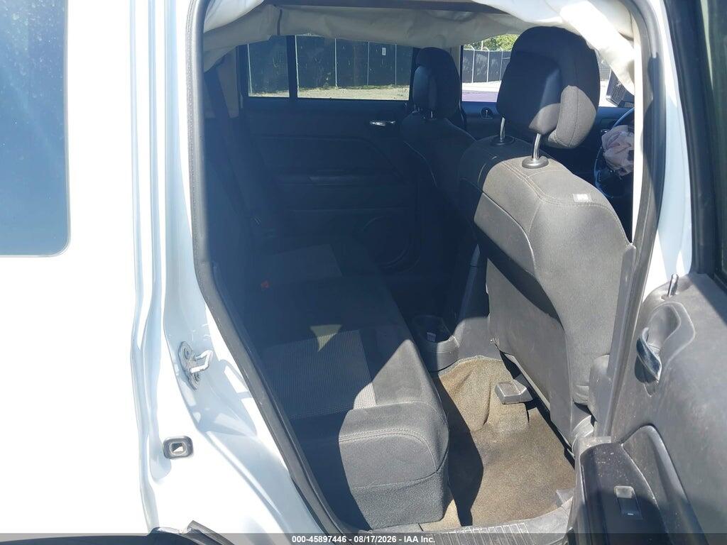 1C4NJPFA2GD794076 2016 JEEP PATRIOT photo no. 8