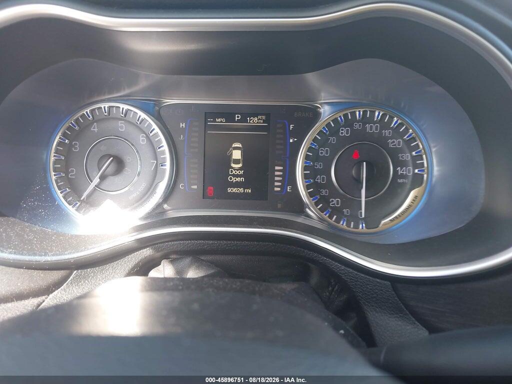 1C3CCCFB9GN188047 2016 CHRYSLER 200 photo no. 7