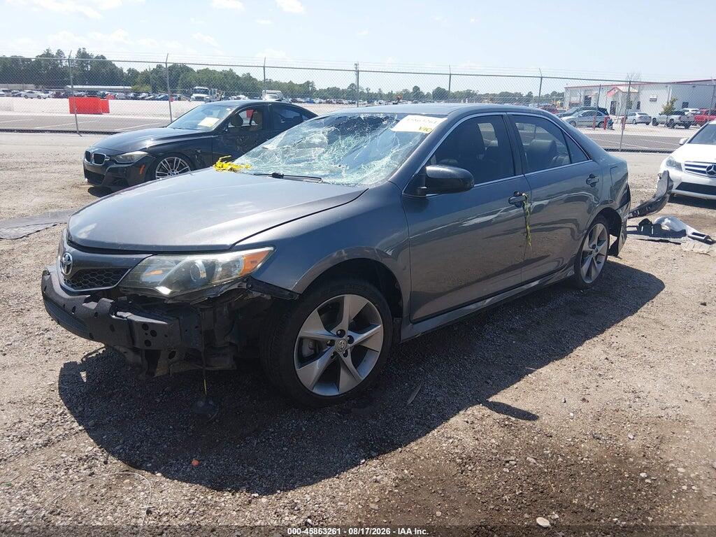 4T1BF1FK7EU442517 2014 TOYOTA CAMRY photo no. 2