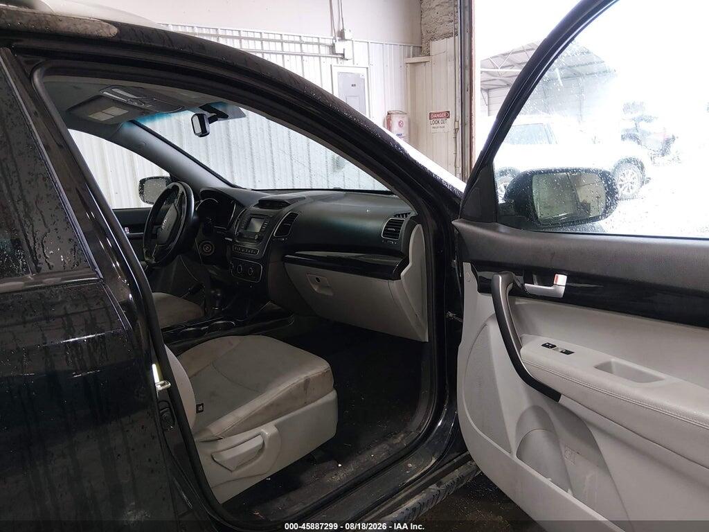 5XYKTCA65FG587335 2015 KIA SORENTO photo no. 5
