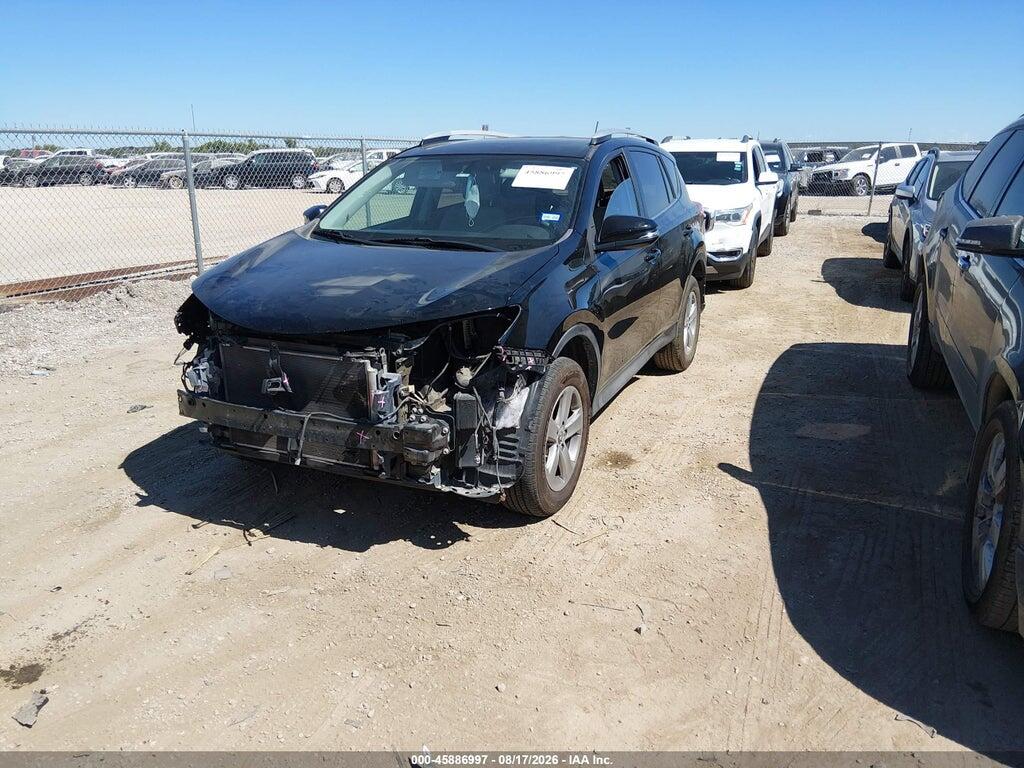 2T3WFREV0FW185267 2015 TOYOTA RAV4 photo no. 2