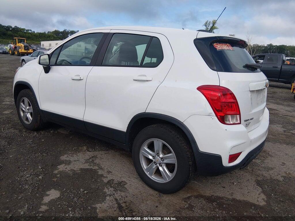 KL7CJNSB7JB701921 2018 CHEVROLET TRAX photo no. 3