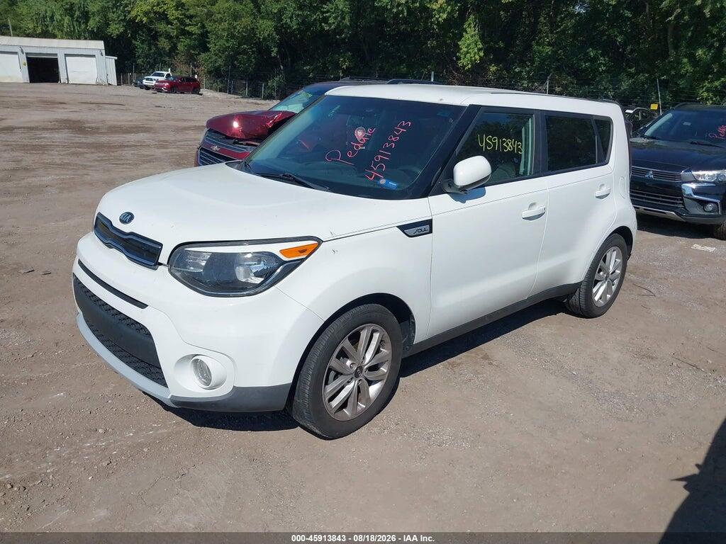 KNDJP3A55J7904656 2018 KIA SOUL photo no. 2