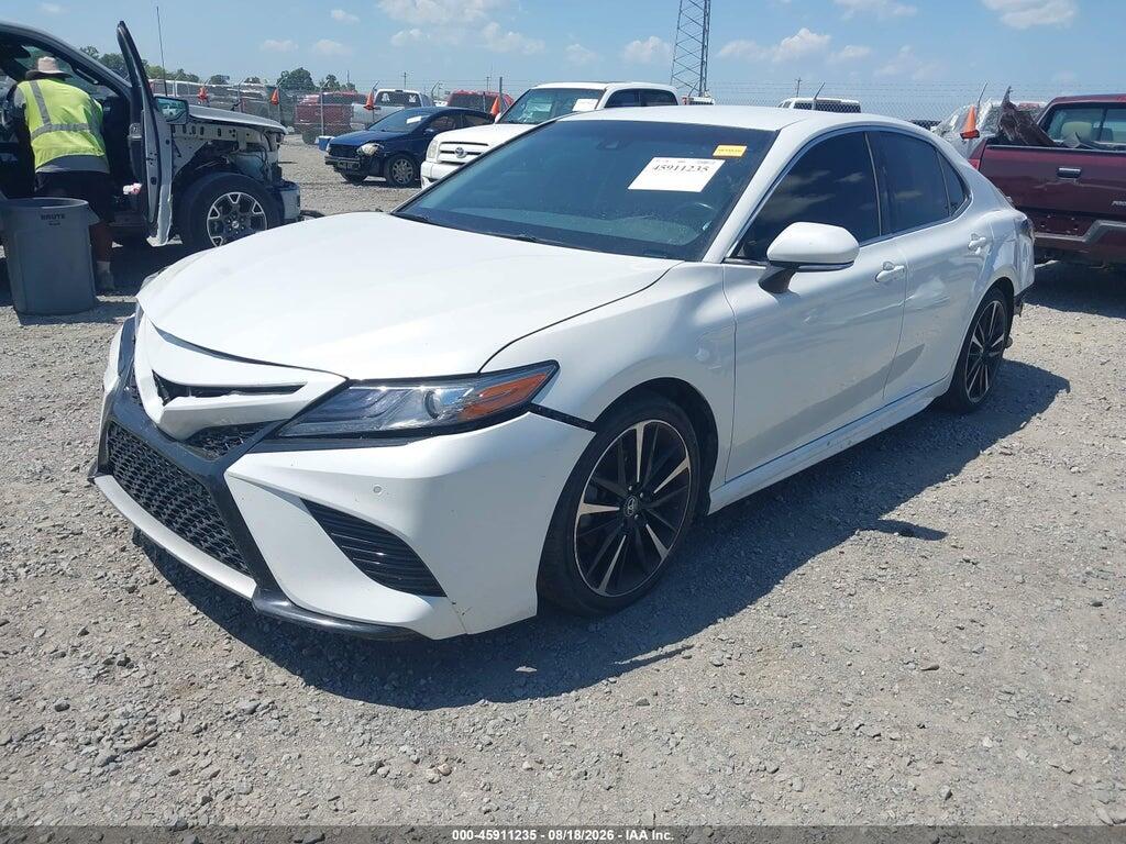 4T1B61HKXJU033130 2018 TOYOTA CAMRY photo no. 2