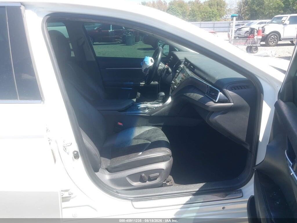4T1B61HKXJU033130 2018 TOYOTA CAMRY photo no. 5