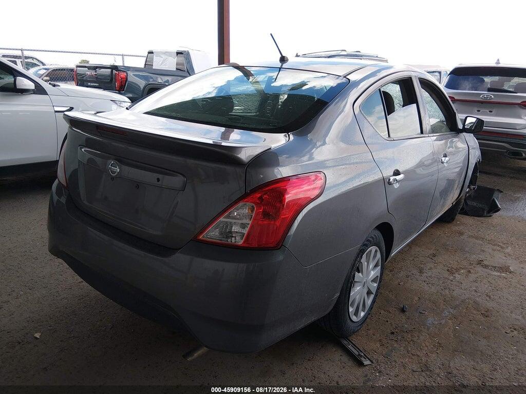 3N1CN7AP3JL856225 2018 NISSAN VERSA photo no. 4