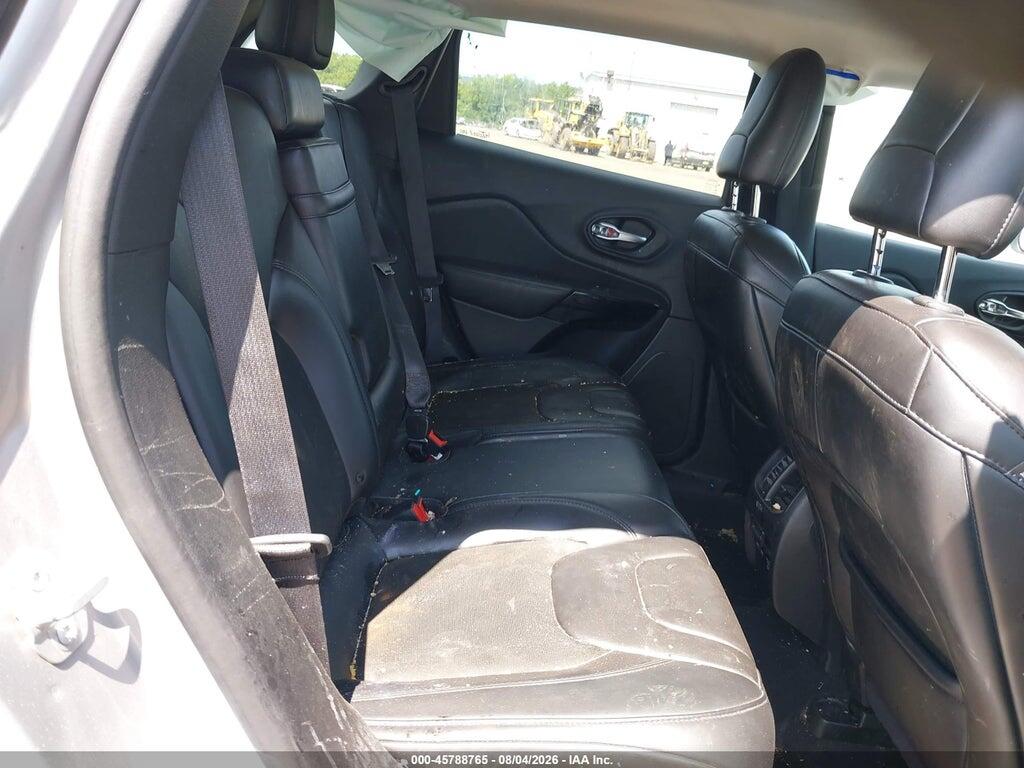 1C4PJMLB5KD362840 2019 JEEP CHEROKEE photo no. 8