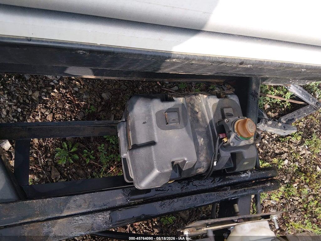4X4TSVU12KR200040 2019 FOREST RIVER SURVEYO LEGEND 19RBLE photo no. 7