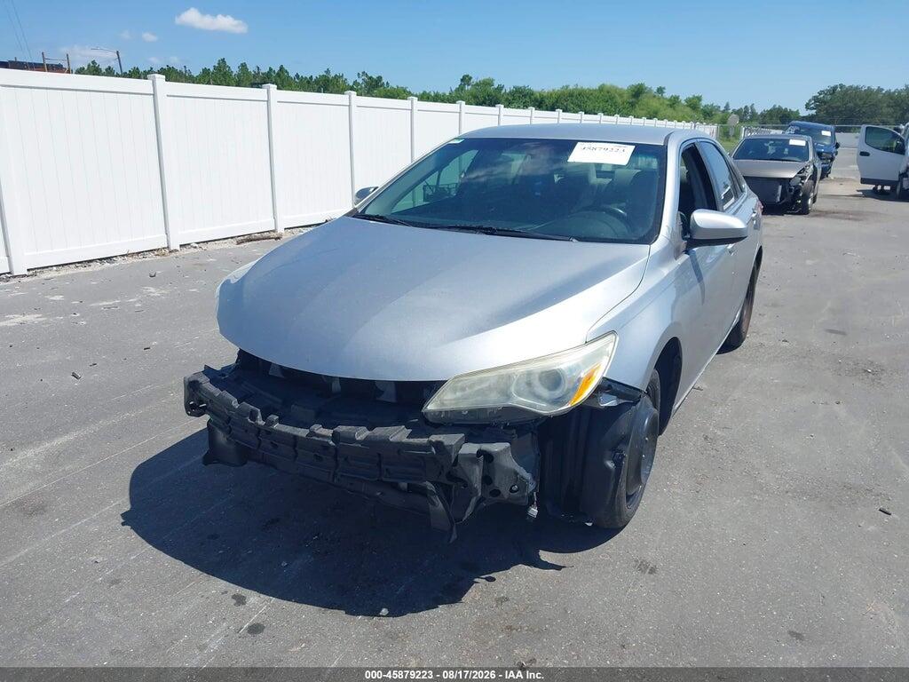 4T1BF1FK0FU101333 2015 TOYOTA CAMRY photo no. 2