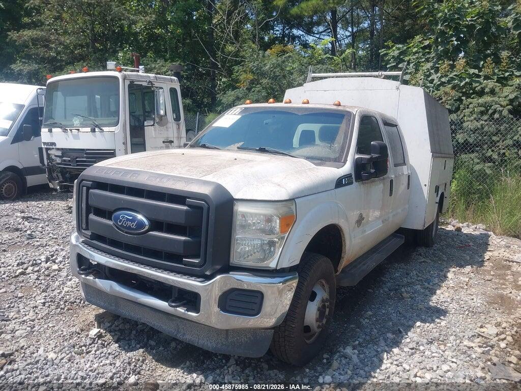 1FD8W3HT2FEA92527 2015 FORD F-350 CHASSIS photo no. 2