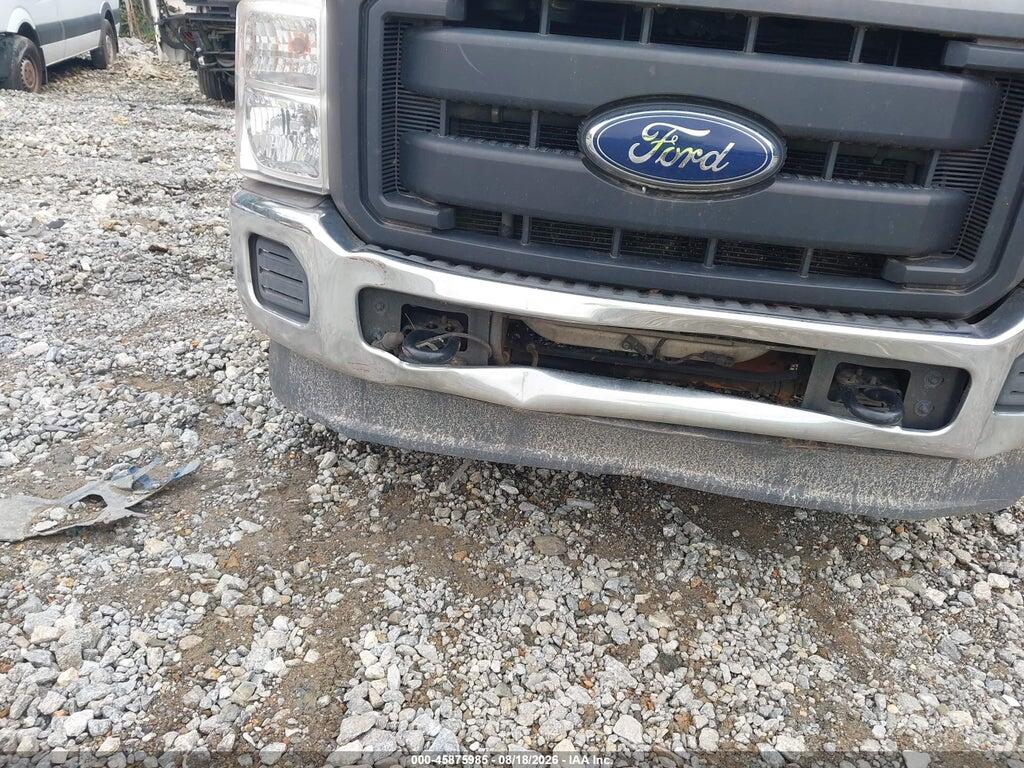 1FD8W3HT2FEA92527 2015 FORD F-350 CHASSIS photo no. 6