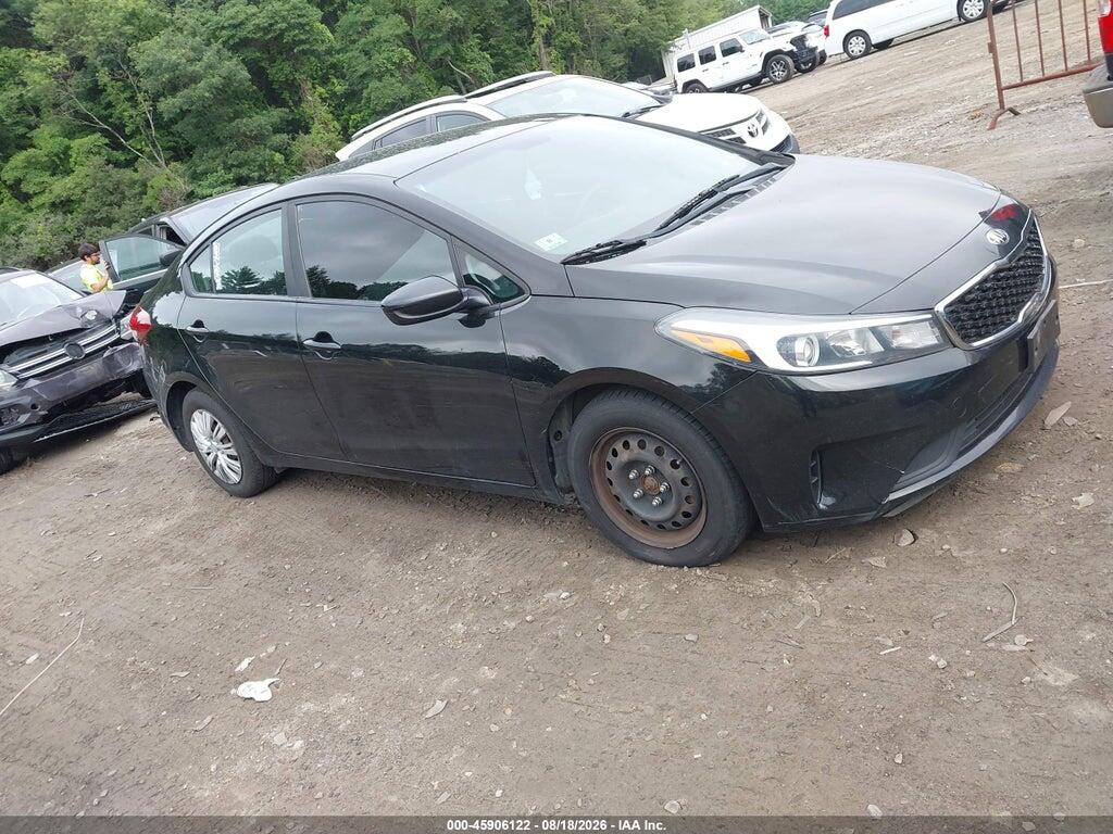 3KPFK4A76JE222638 2018 KIA FORTE photo no. 1