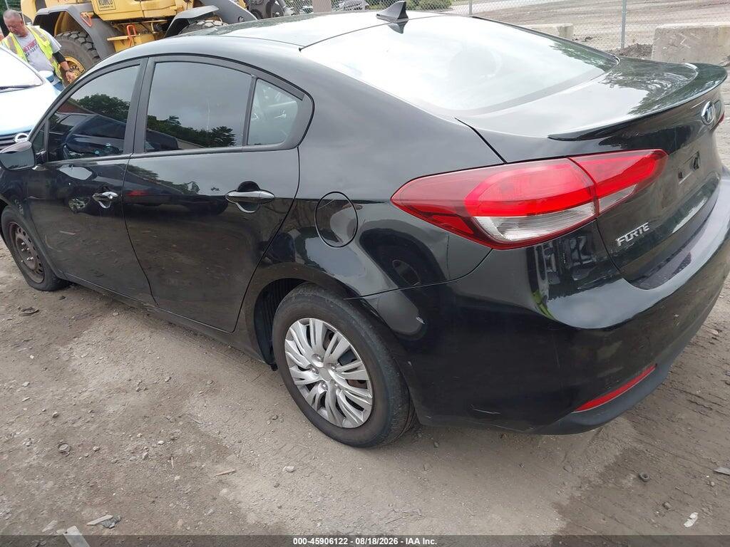 3KPFK4A76JE222638 2018 KIA FORTE photo no. 3