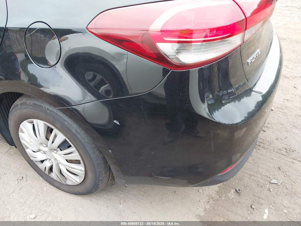 3KPFK4A76JE222638 2018 KIA FORTE photo no. 6