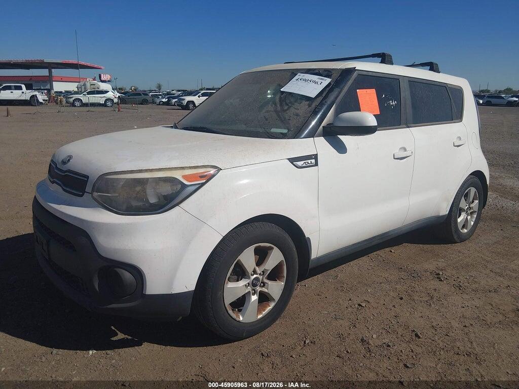 KNDJN2A2XJ7545620 2018 KIA SOUL photo no. 2