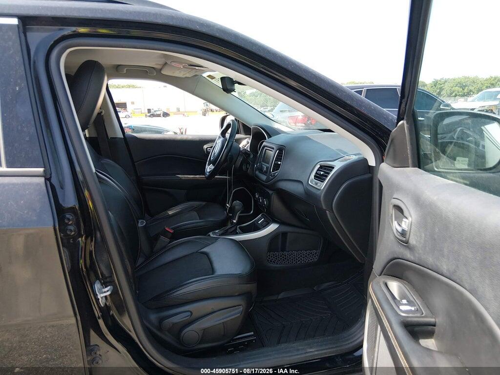 3C4NJCBB6JT466281 2018 JEEP COMPASS photo no. 5