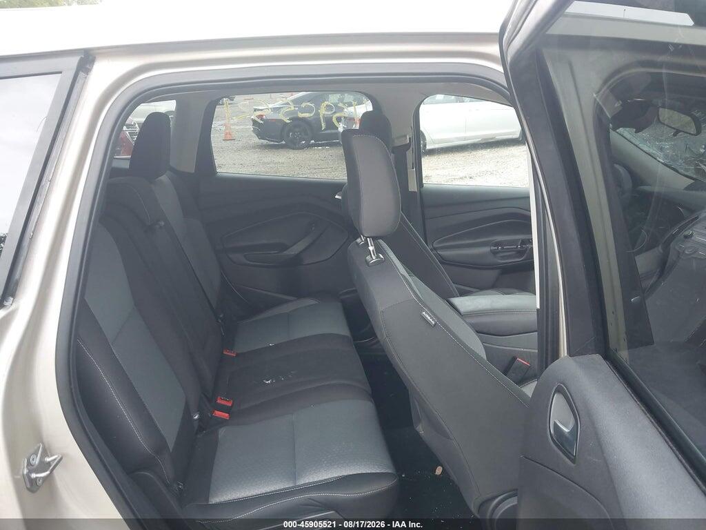 1FMCU0GD4JUB39760 2018 FORD ESCAPE photo no. 8