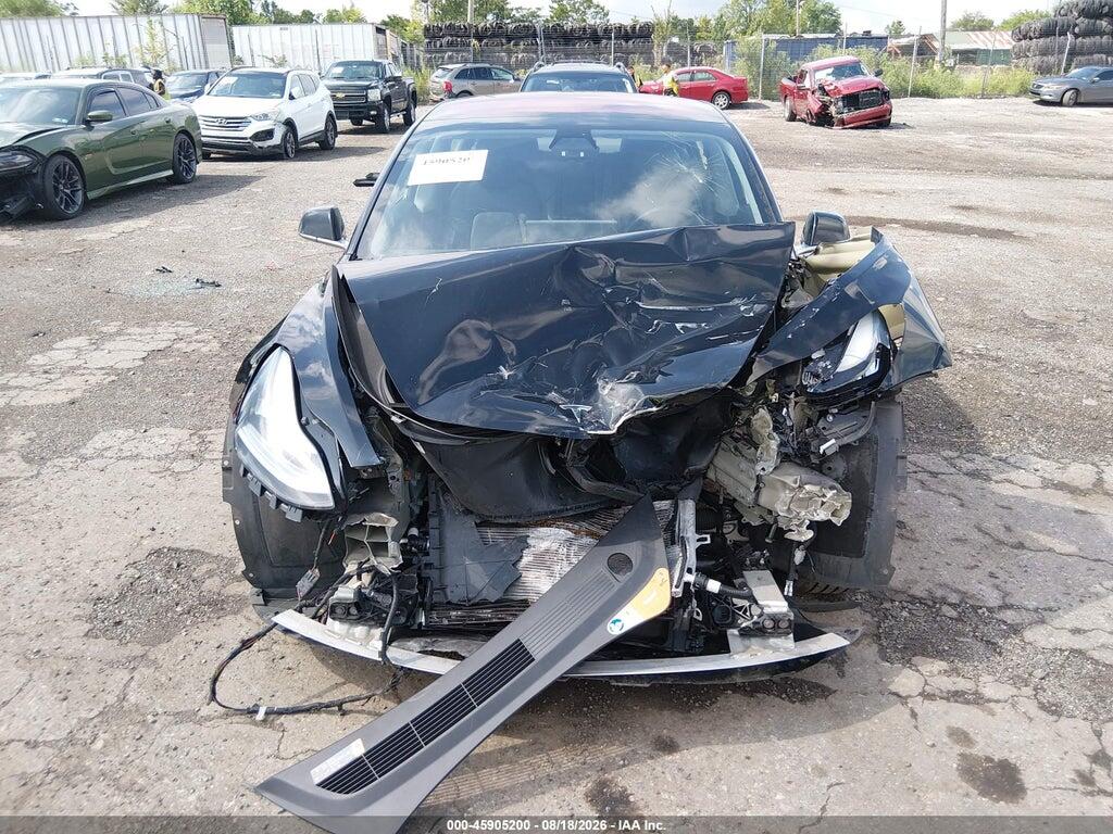 5YJ3E1EA1JF018709 2018 TESLA MODEL 3 photo no. 10