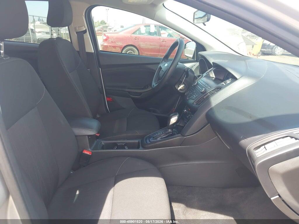 1FADP3F28JL230883 2018 FORD FOCUS photo no. 5