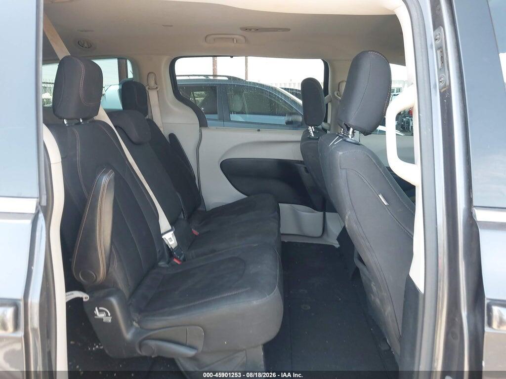 2C4RC1FG5JR278599 2018 CHRYSLER PACIFICA photo no. 8