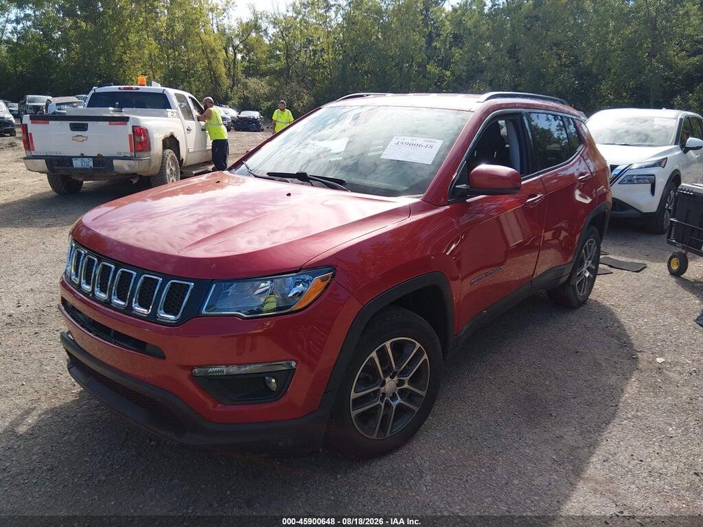 3C4NJDBB9JT308085 2018 JEEP COMPASS photo no. 2