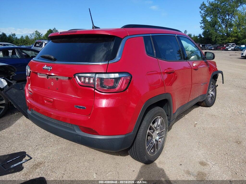 3C4NJDBB9JT308085 2018 JEEP COMPASS photo no. 4