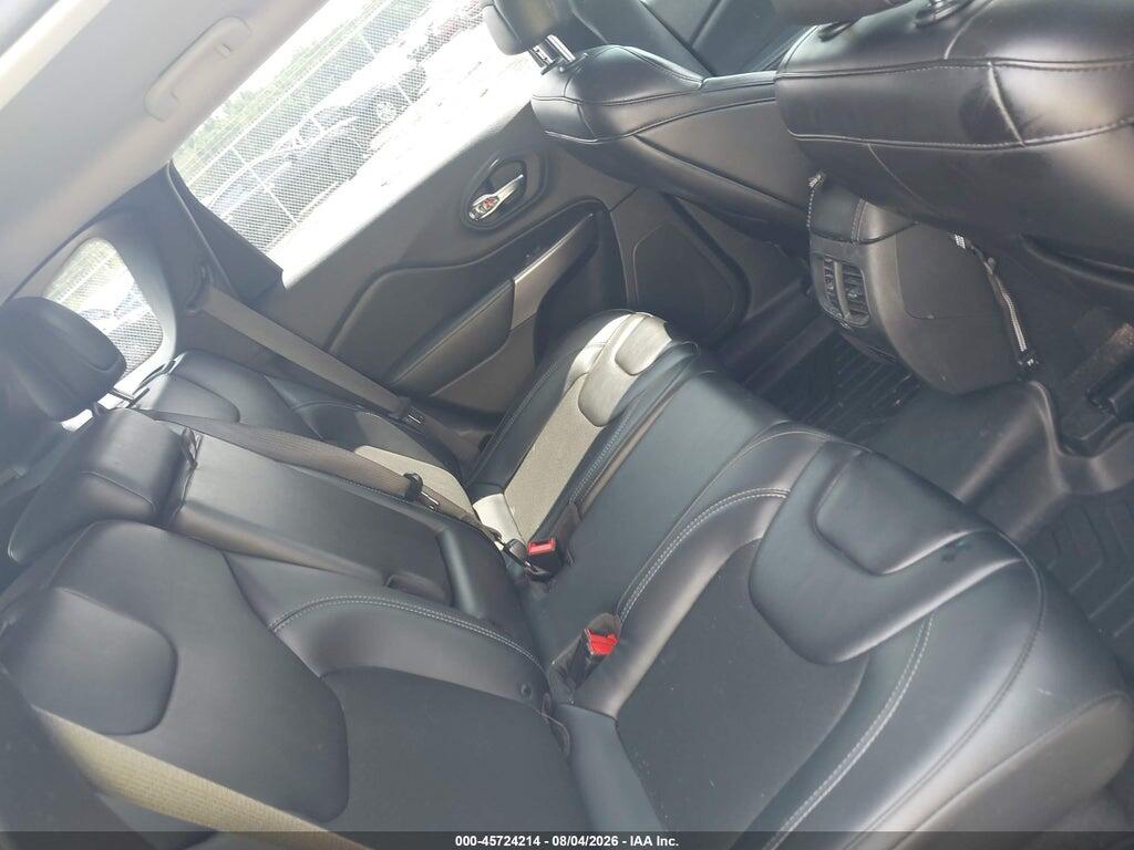 1C4PJMLB1KD424704 2019 JEEP CHEROKEE photo no. 8