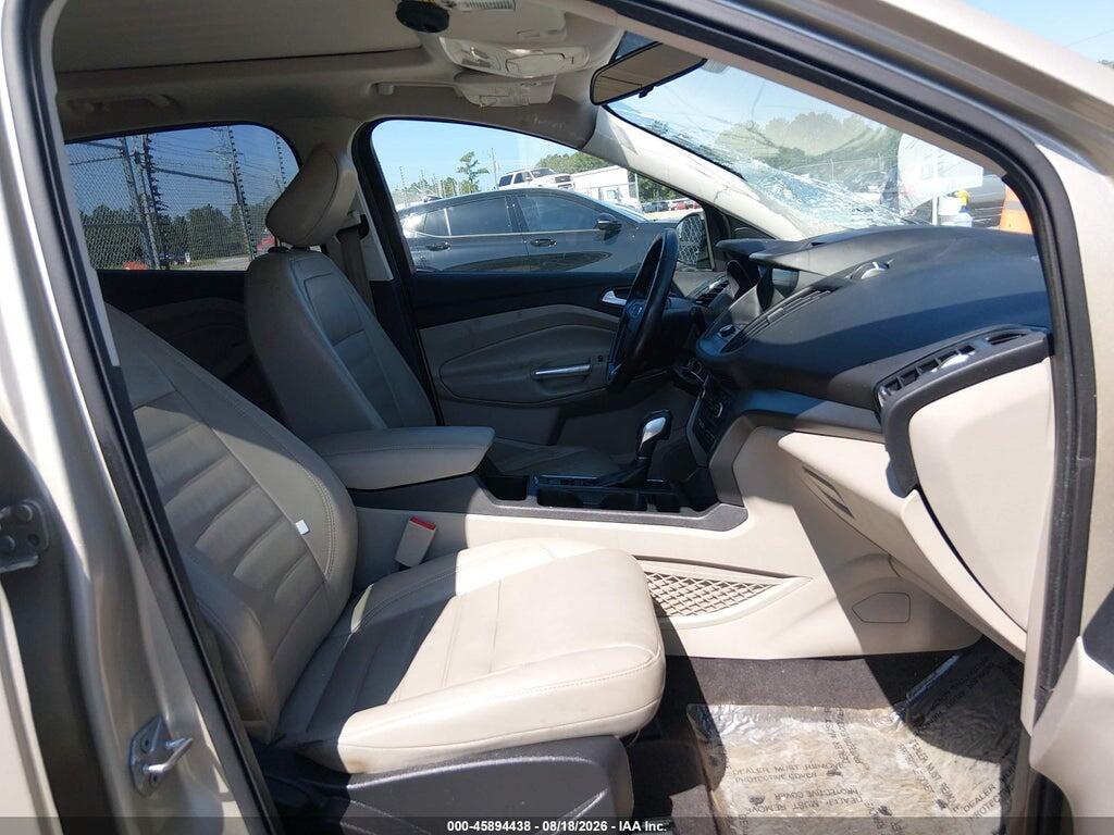 1FMCU0HD0JUD25973 2018 FORD ESCAPE photo no. 5