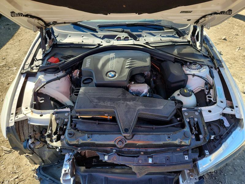 2016 BMW 320 XI — Фото 11 из 13