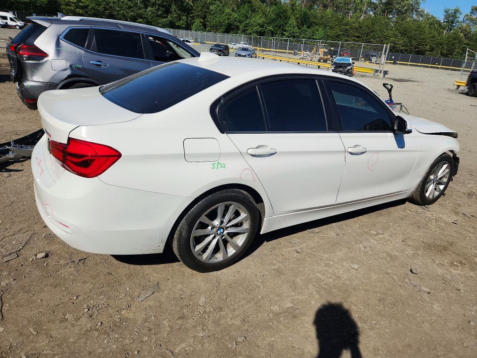 2016 BMW 320 XI — Фото 3 из 13