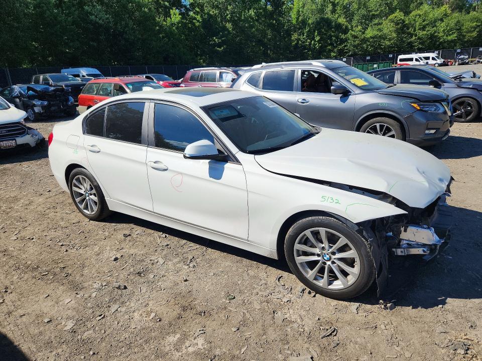 2016 BMW 320 XI — Фото 4 из 13