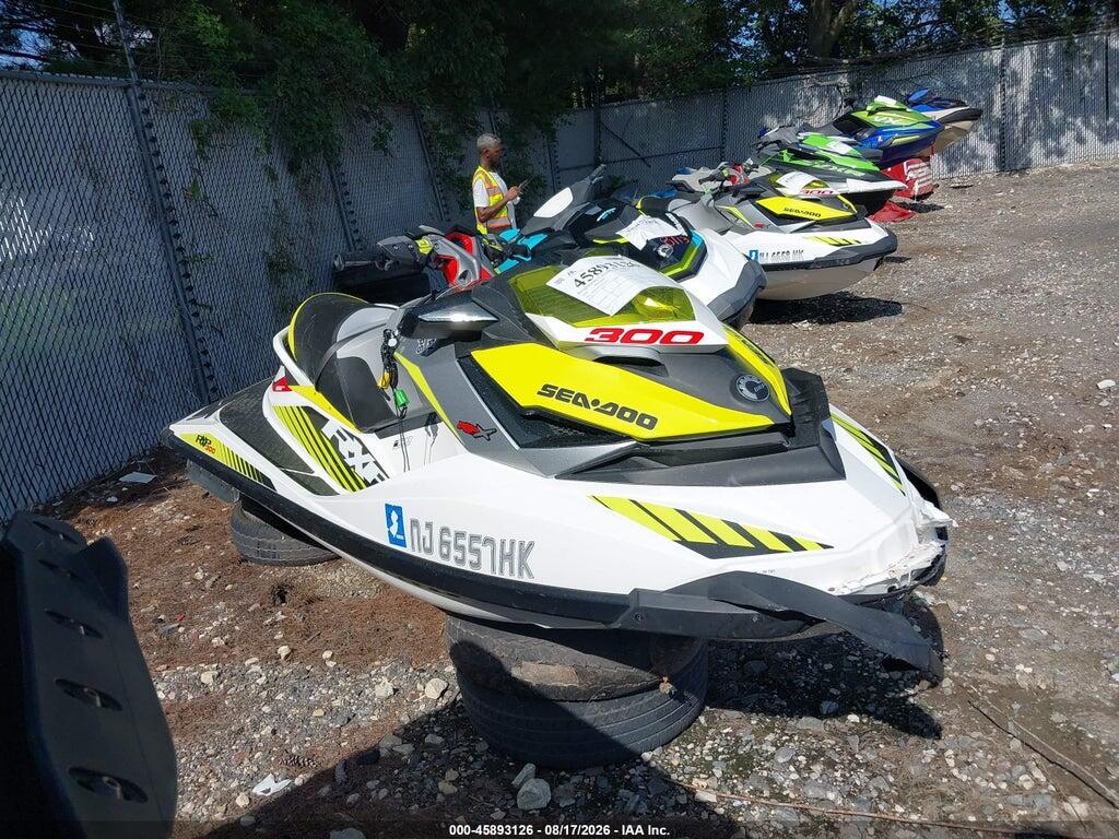 00000YDV24432E717 2018 SEADOO SEADOO photo no. 1