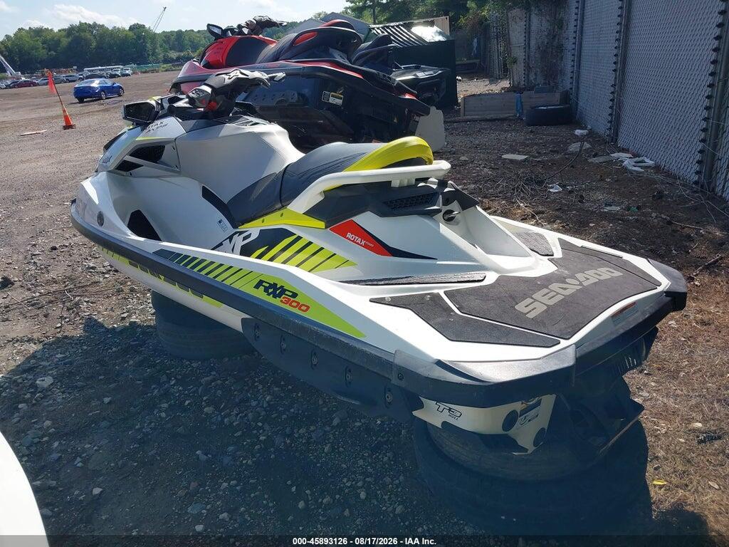 00000YDV24432E717 2018 SEADOO SEADOO photo no. 3