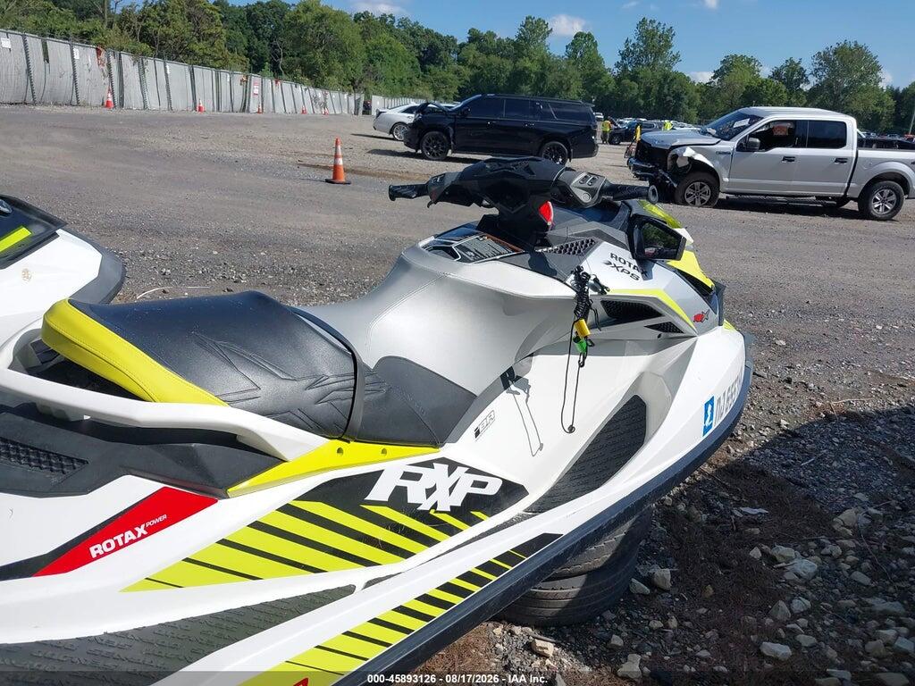 00000YDV24432E717 2018 SEADOO SEADOO photo no. 5