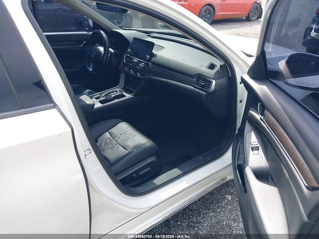 1HGCV2F90JA038664 2018 HONDA ACCORD photo no. 5