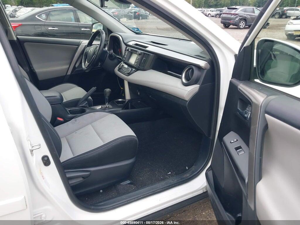 JTMRFREV7JD243121 2018 TOYOTA RAV4 photo no. 5
