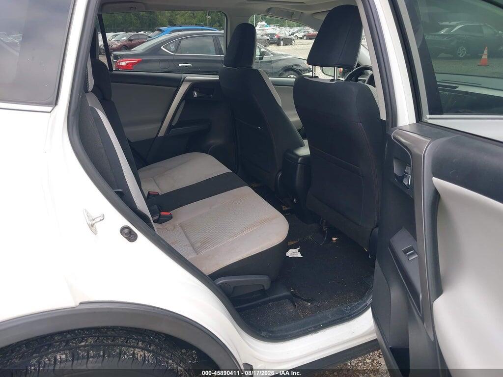 JTMRFREV7JD243121 2018 TOYOTA RAV4 photo no. 8
