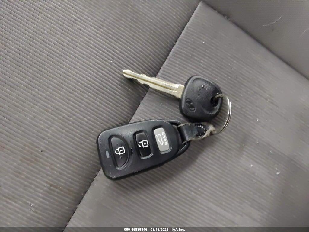 5NPD84LF4JH345327 2018 HYUNDAI ELANTRA photo no. 11
