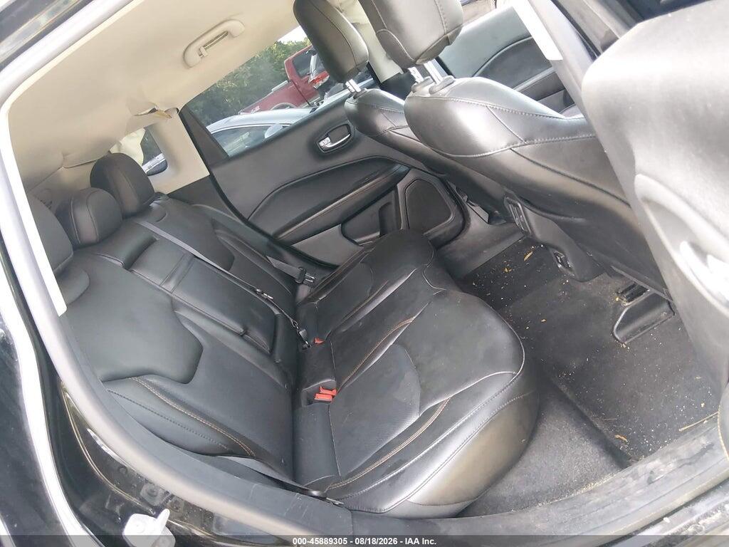 3C4NJDCB9JT341263 2018 JEEP COMPASS photo no. 8