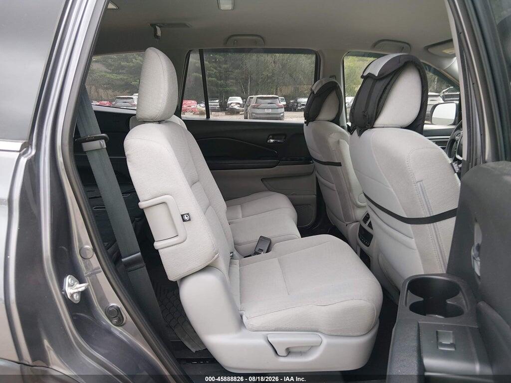 5FNYF6H31JB016469 2018 HONDA PILOT photo no. 8
