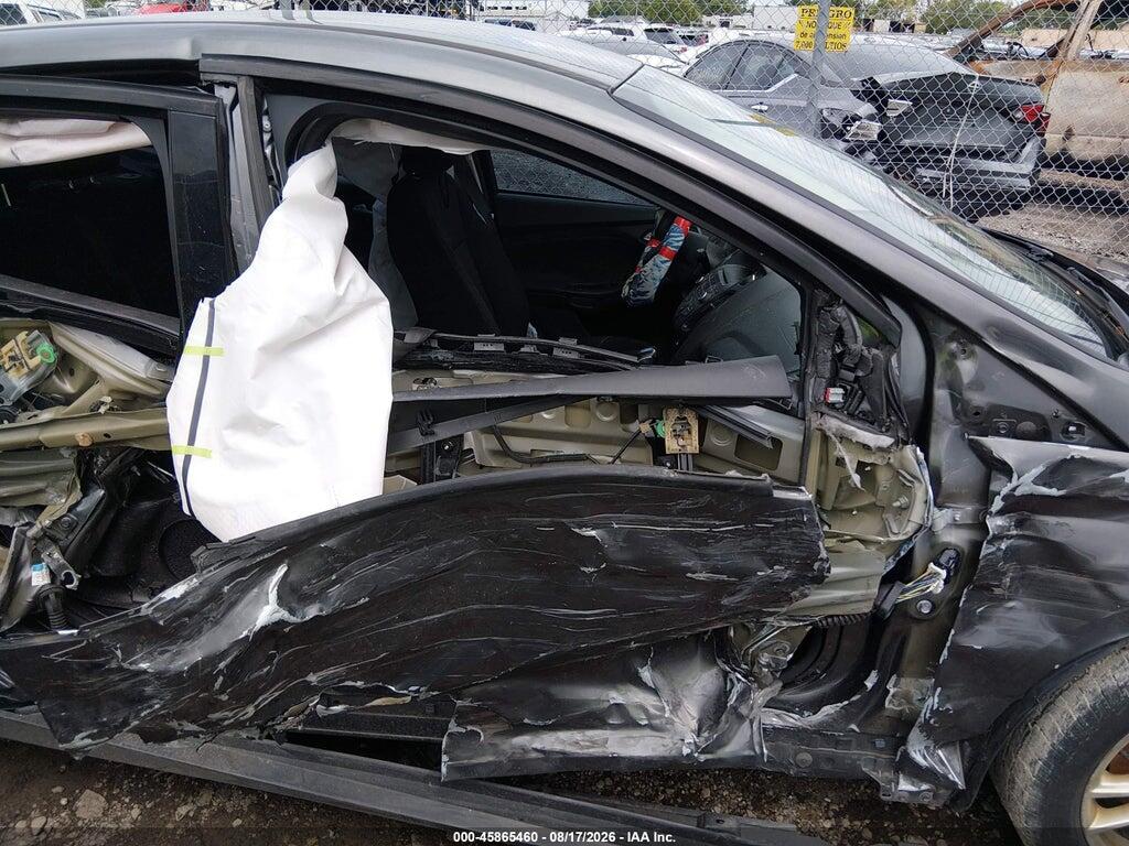 1FADP3F28GL217916 2016 FORD FOCUS photo no. 5