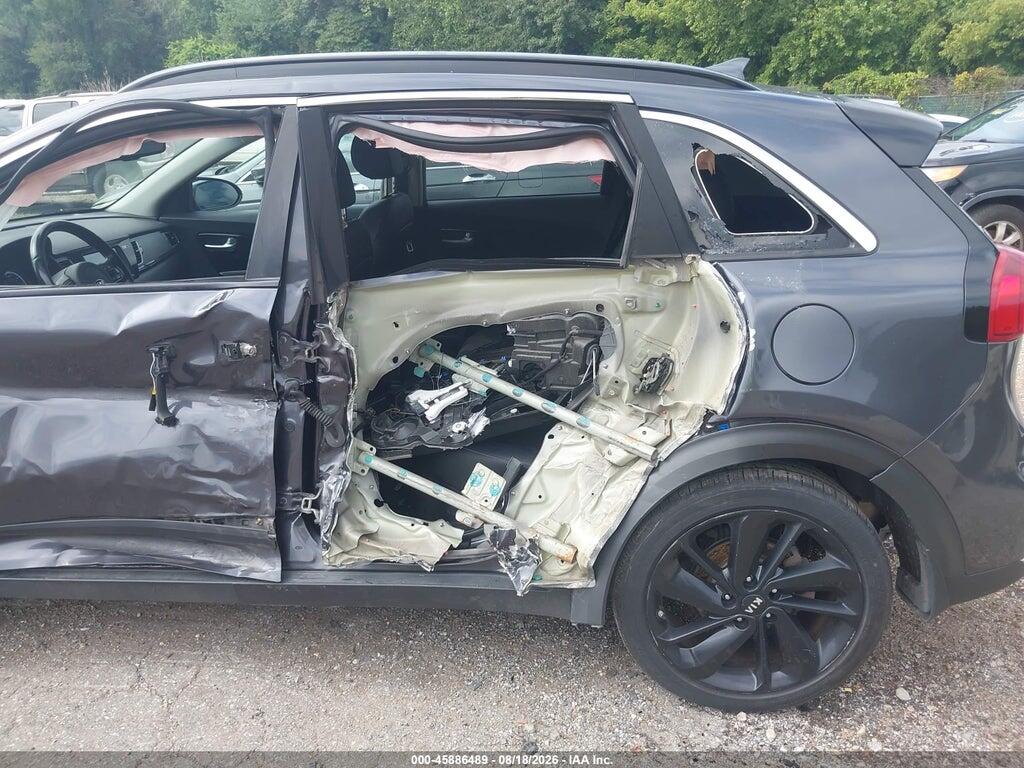 KNDCC3LC2J5138431 2018 KIA NIRO photo no. 6