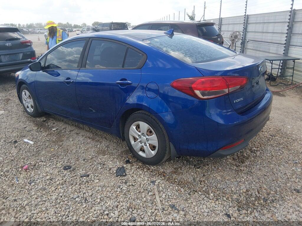 3KPFK4A71JE200515 2018 KIA FORTE photo no. 3