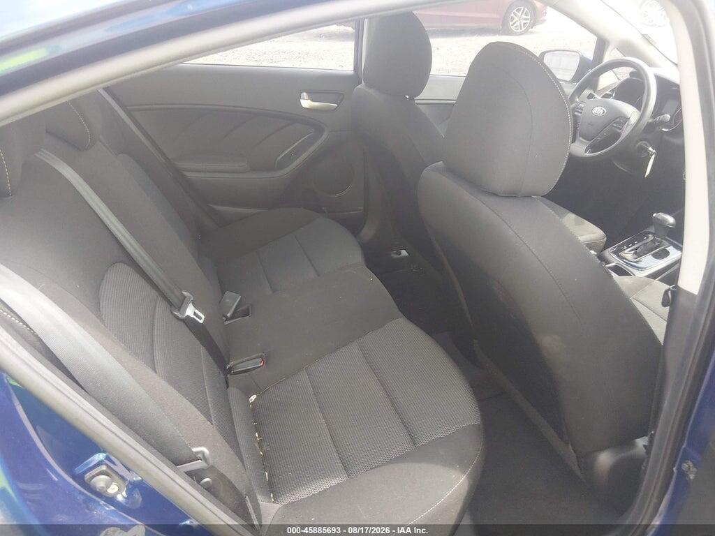 3KPFK4A71JE200515 2018 KIA FORTE photo no. 8